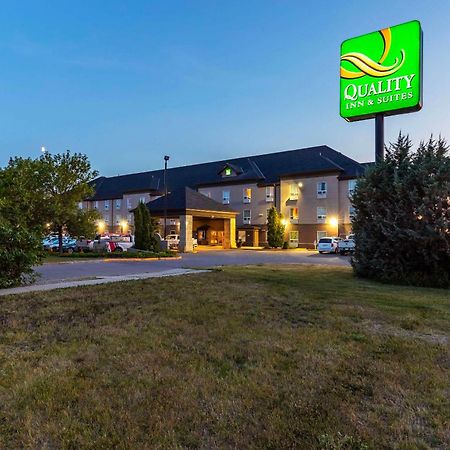 Quality Inn & Suites Йорктон Экстерьер фото
