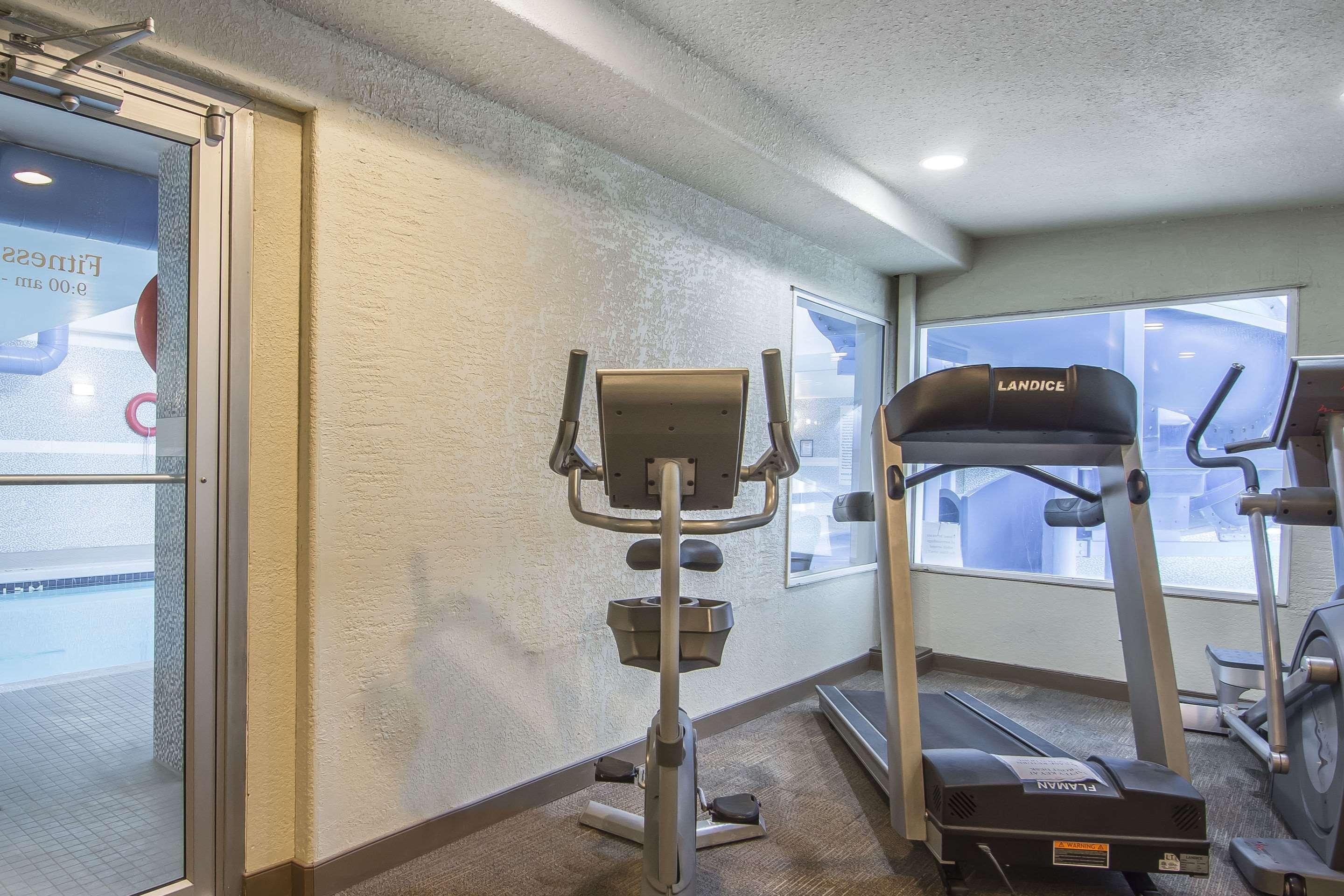 Quality Inn & Suites Йорктон Экстерьер фото