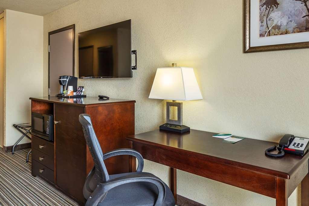 Quality Inn & Suites Йорктон Номер фото